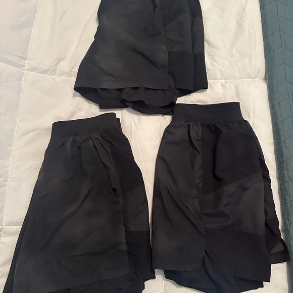 Under Armor black camo 2-in-1 lined running shorts, Men’s Size M, (3 Total) - Picture 4 of 4